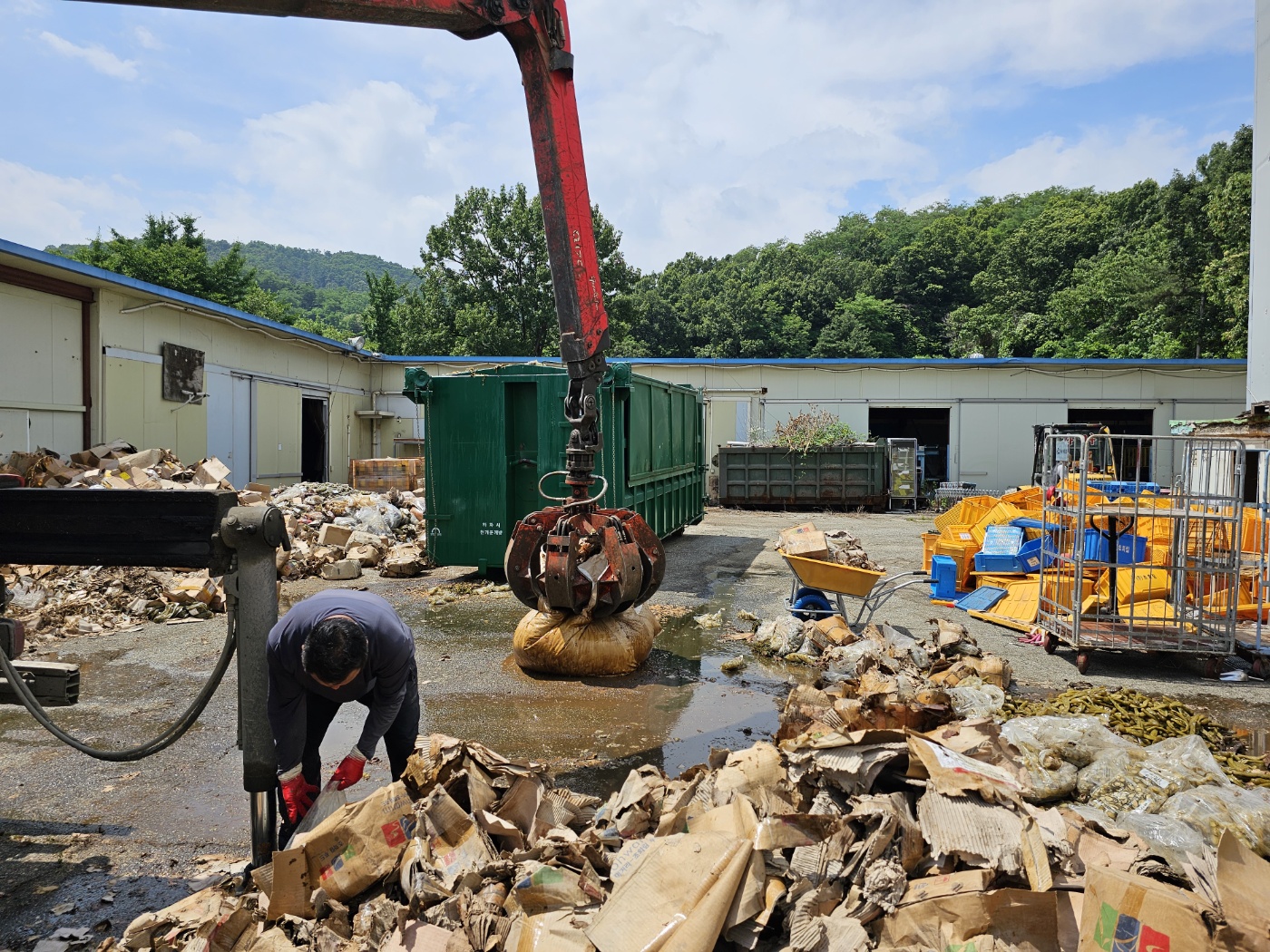 2000769928_AeV6zUmN_81bbd85ca3948a0c30461d4816521f263e5d7b99.jpg 이미지크게보기