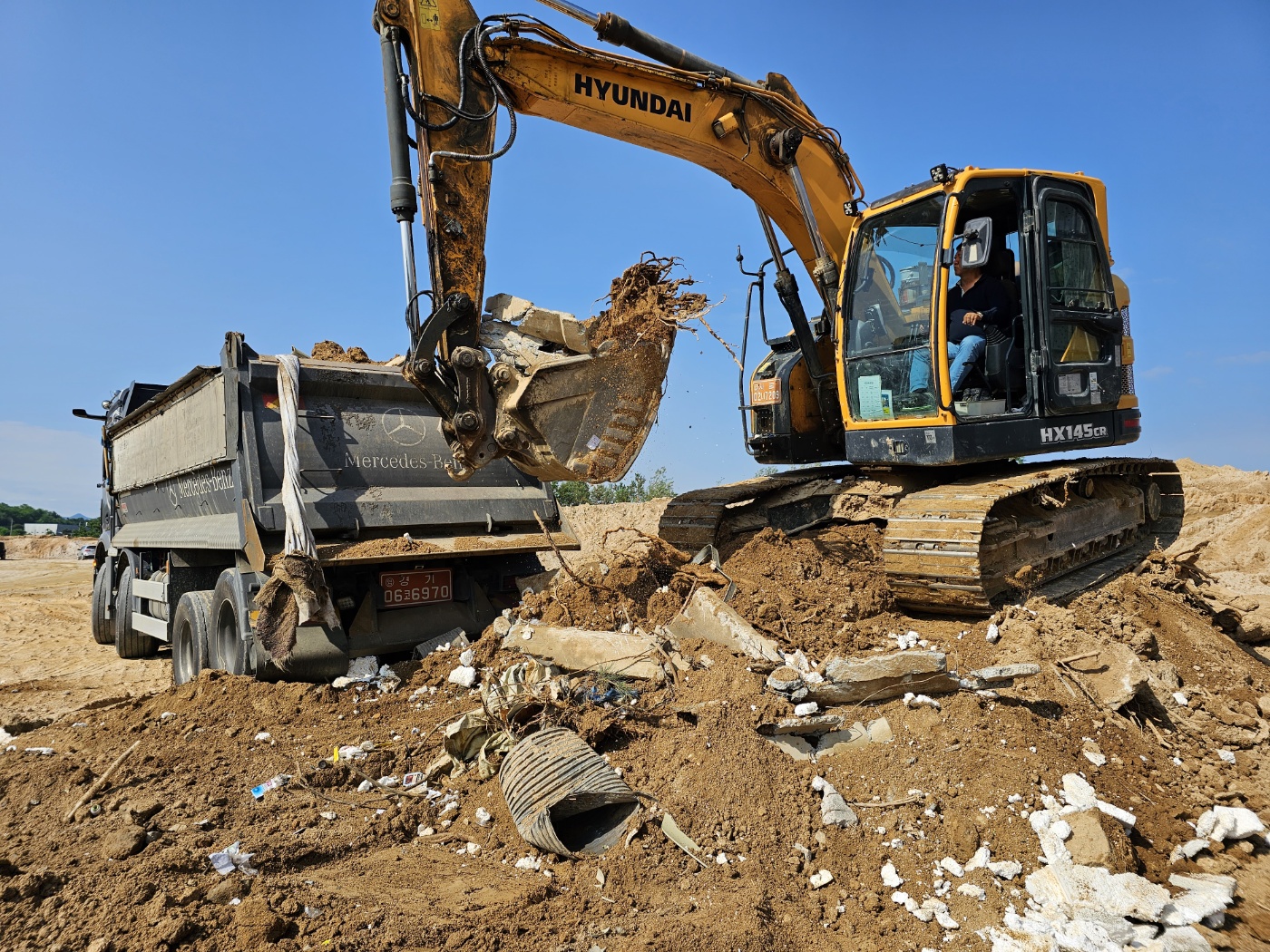 2000769928_fMcs8ZlR_eafe21a9437e39ad3f5fe68e87571d31c0004117.jpg 이미지크게보기